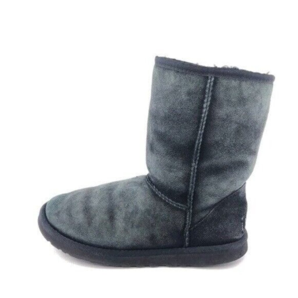 Ugg Classic Short Winter Boots Womens 6